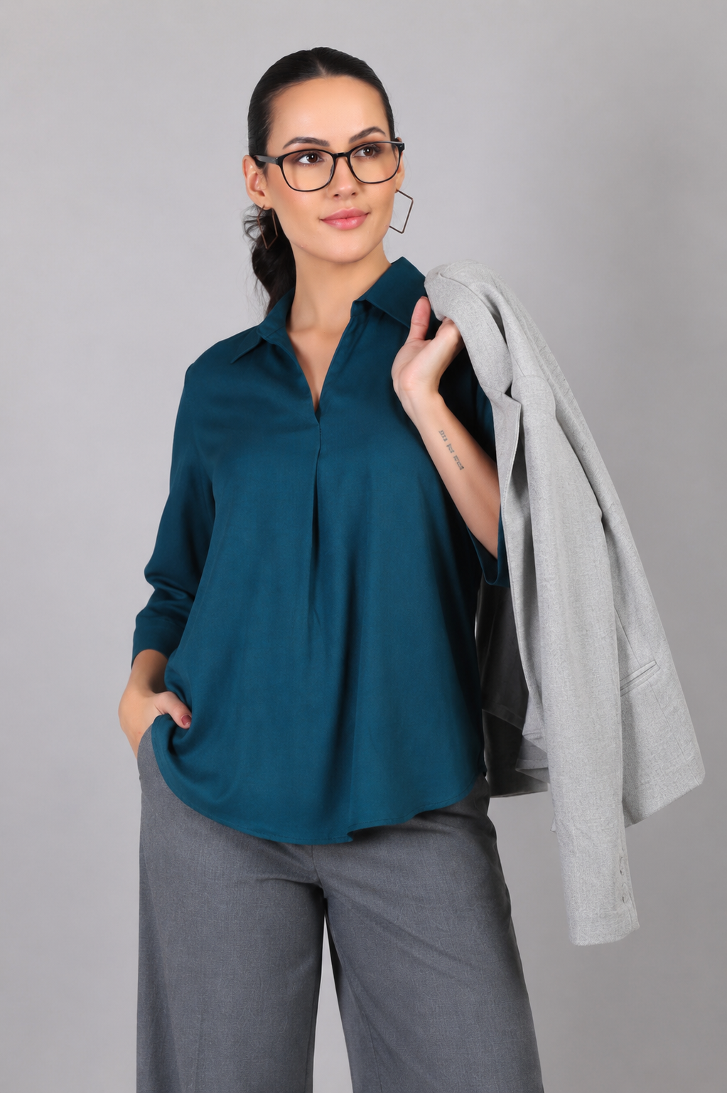 The Skipper Viscose Shirt in Deep Teal