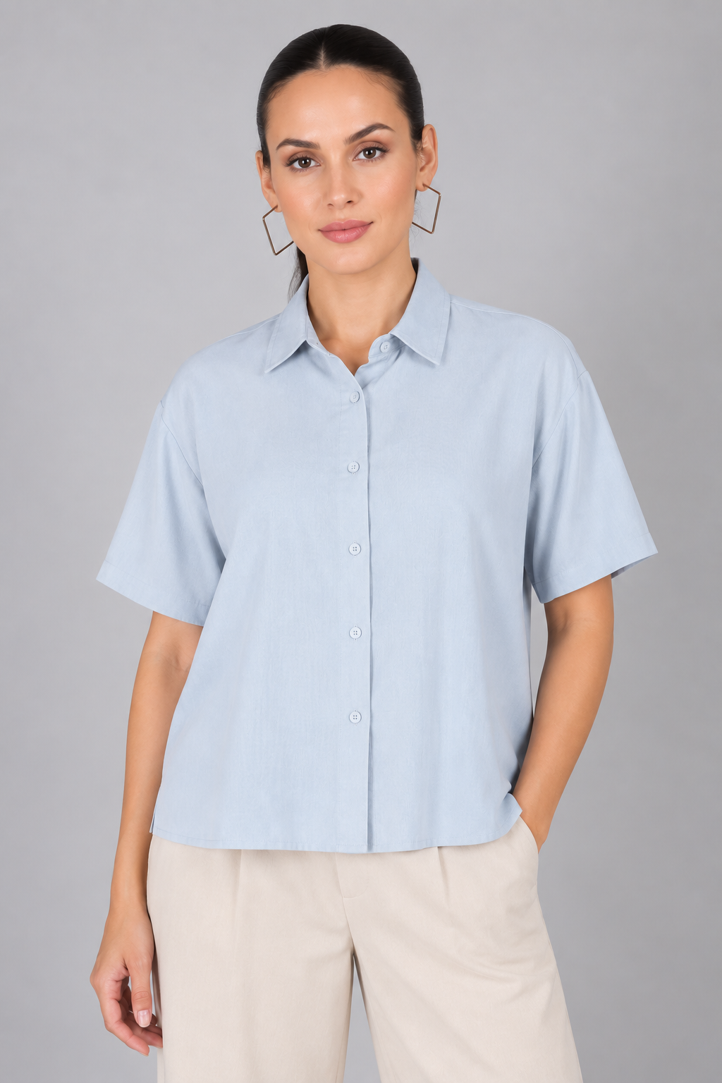 The Boxy Short Sleeve Viscose Shirt in Air Blue
