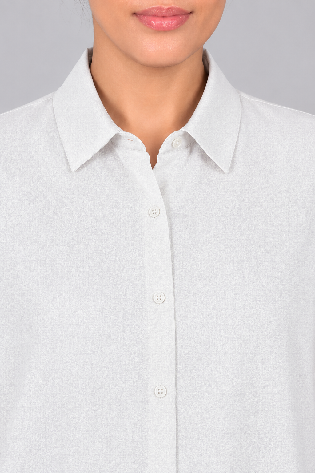 The Boxy Short Sleeve Viscose Shirt in Cloud White
