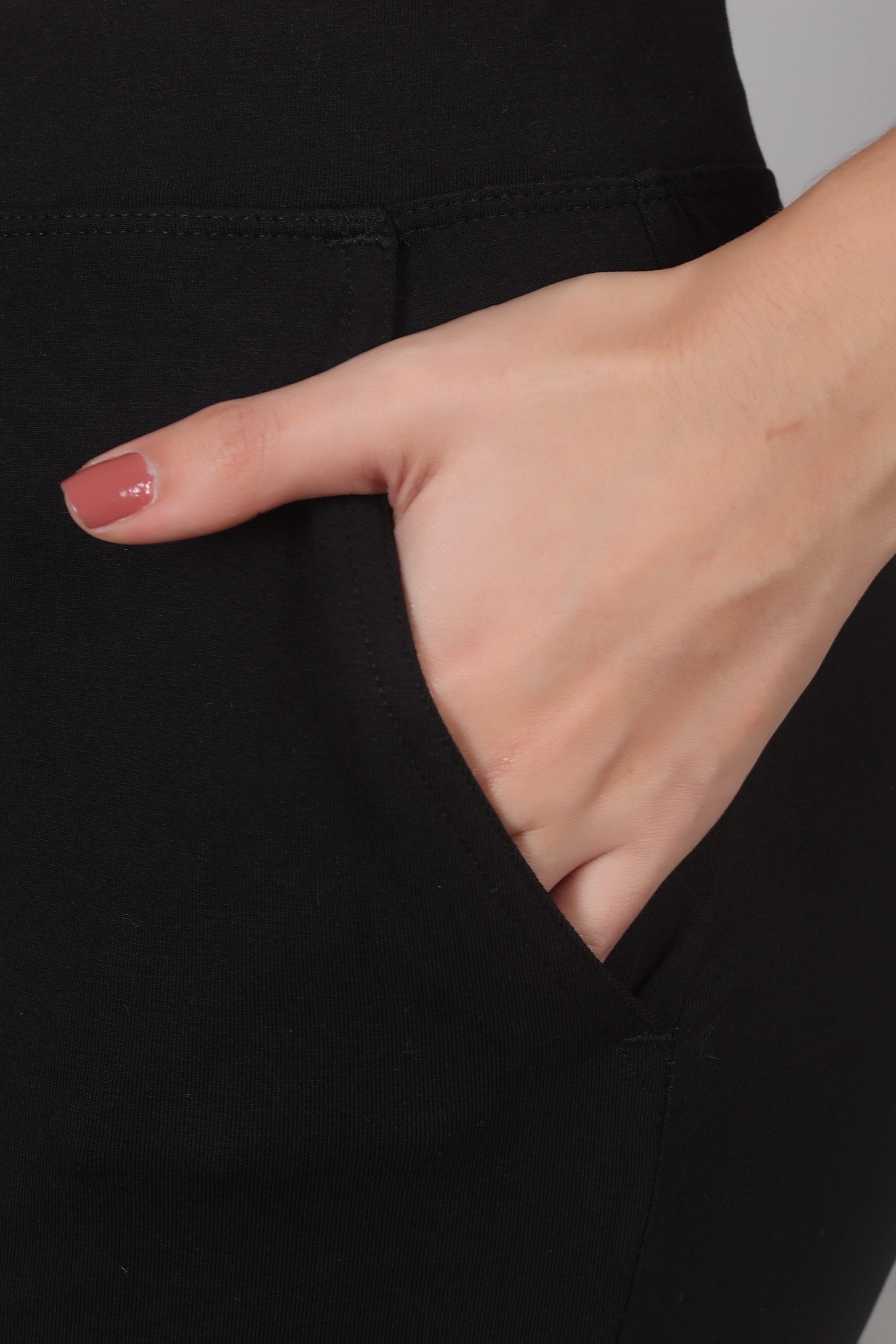 Black Easy Wide-Leg Pants — Pure Cotton Stretch