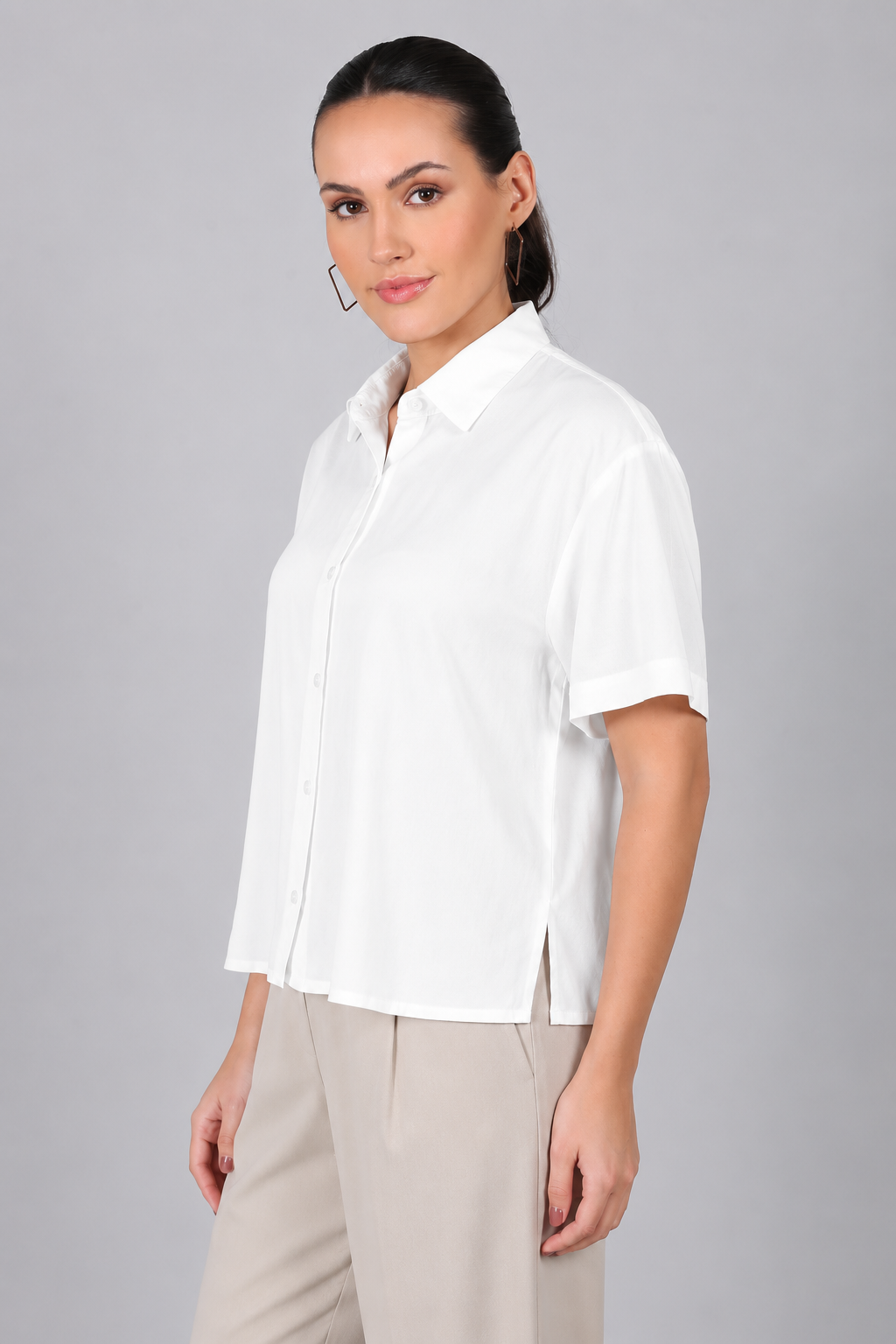 The Boxy Short Sleeve Viscose Shirt in Cloud White